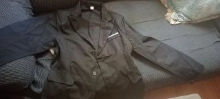 Traje de niño negro talla 15 años. A estrenar.
