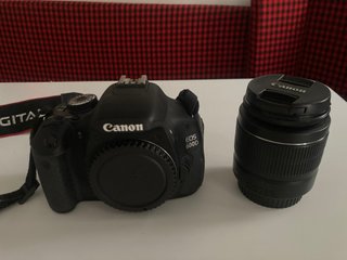 Canon EOS 600D Kit - Muy buen estado
