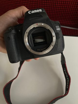 Canon EOS 600D Kit - Muy buen estado