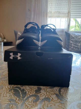 Zapatillas Under Armour UA BGS Speed Swift 36