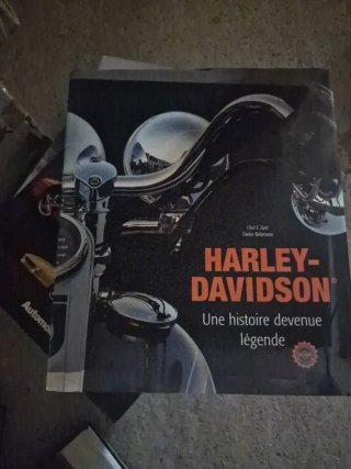 Libros y manuales de coches de lujo