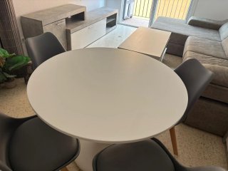 Lote Muebles: Sofá y Mesa Centro