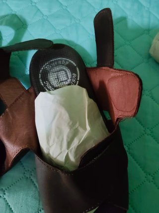 Sandalias de hombre marrones ,de piel