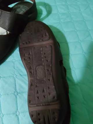 Sandalias de hombre marrones ,de piel