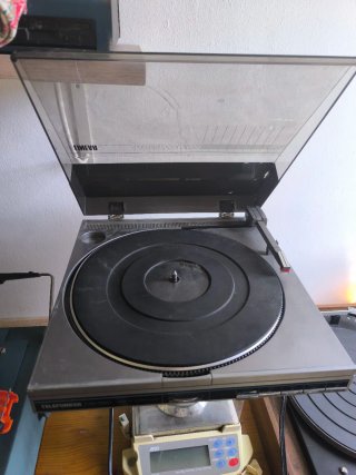 Tocadiscos Tangencial Linear Gris