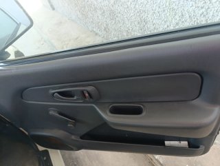 Mitsubishi L 200 2003