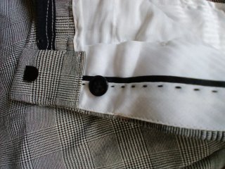 Pantalones de cuadros grises y negro