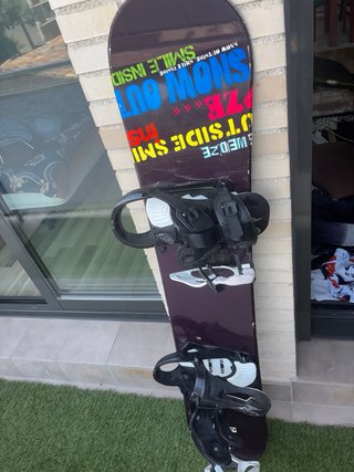 Snowboard Wed'ze con fijaciones