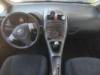 Toyota Auris 2009