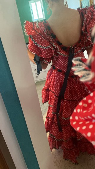 Traje de flamenca rojo con lunares