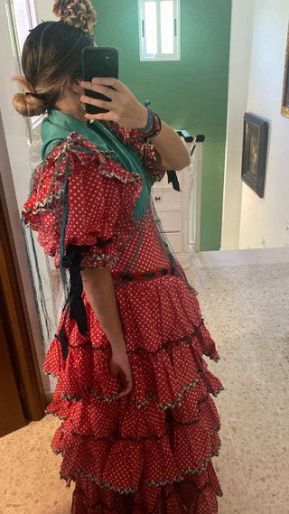 Traje de flamenca rojo con lunares