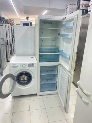 OFERTA Nevera y lavadora blanca