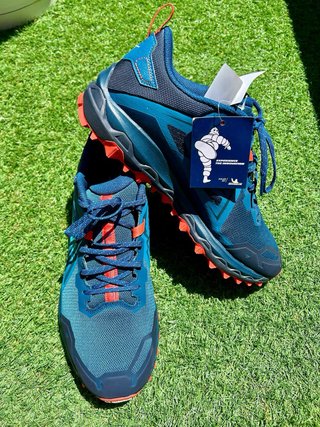 Mizuno Wave Mujin 8 Zapatillas 46.5. Trail Running