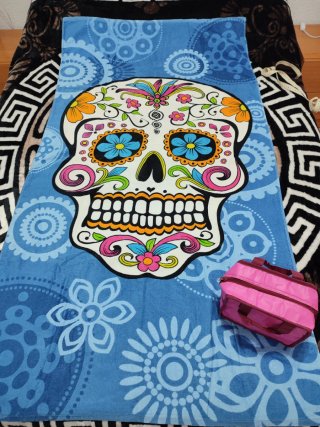 Toalla calavera+Regalo