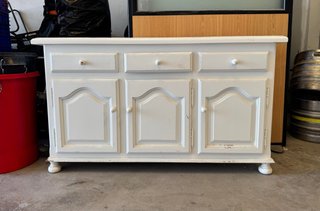Mueble de comedor blanco