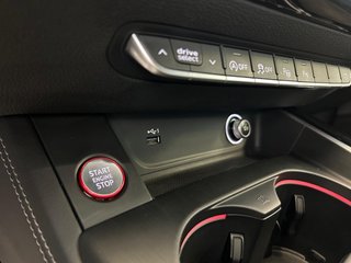 AUDI A4 S4 3.0 TFSI 260kW quattro tiptron Avant