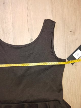 Vestido ajustado péplum Talla L (talla pequeño)