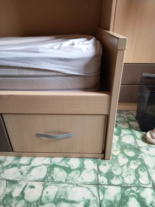 Cama colchón de 90 x 190 con cajones madera