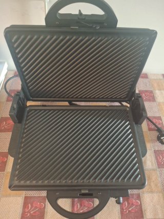 Piastra DPE Contact Grill