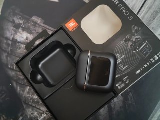 Auriculares JBL Tour Pro 3 Negros