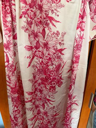Vestido kimono estampado floral rosa