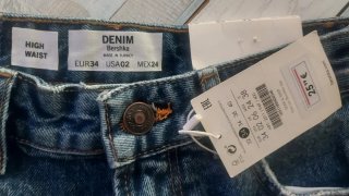 Pantalón corto vaquero Bershka High Waist