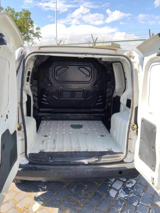 FIAT Fiorino 2020 con solo 109.000 km Etiqueta C