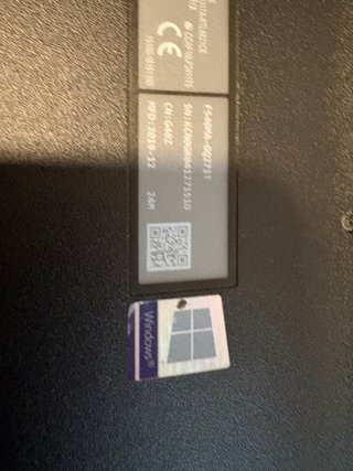 Portatil ASUS con Funda portátil gris HSEOK