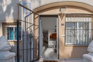 Casa pareada en alquiler en Los Balcones - Los Altos del Edén en Torrevieja