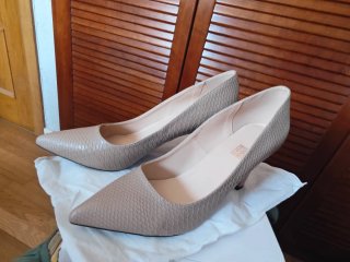 Zapatos de tacón semi nuevos