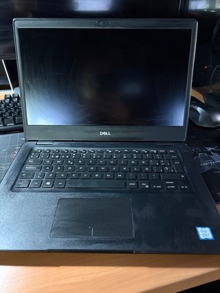 Dell Latitude 3400 Laptop Negra