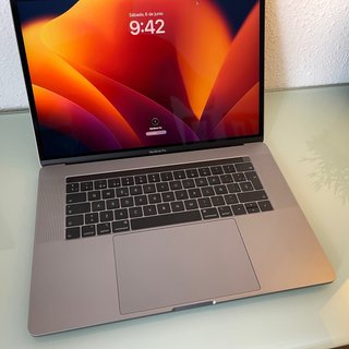 MacBook Pro 15" i9 8 núcleos / 32GB RAM / SSD 1TB