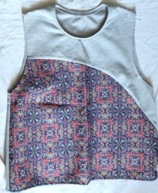 Camiseta sin tirantes con estampado
