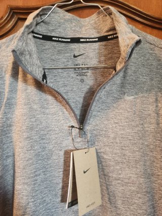 Maglia tecnica Nike running grigia