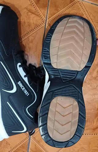 Zapatilla deportiva Running negras