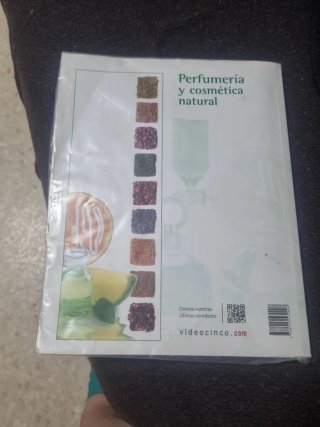 Perfumería y cosmética natural