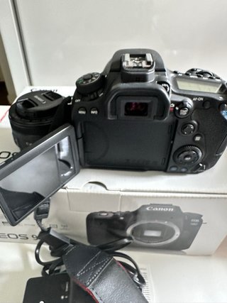 Canon 90D + EF-S 15-85mm + EF 50mm