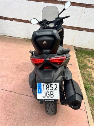 Yamaha XMAX 400 Maxi Scooter Gris