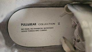 Zapatillas Pull&Bear grises y blancas
