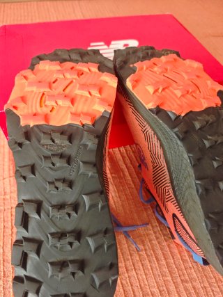 New Balance FuelCell Summit Unknown SG  46 1/2