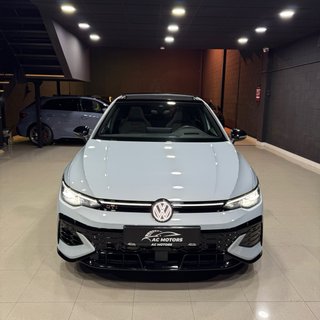 Volkswagen Golf 8.5 GTI 2.0 TSI 300cv Clubsport