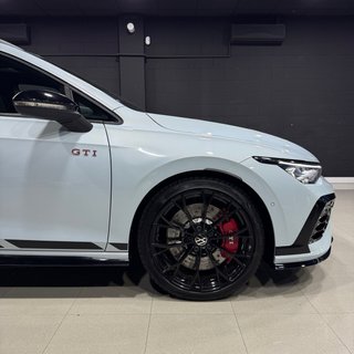 Volkswagen Golf 8.5 GTI 2.0 TSI 300cv Clubsport