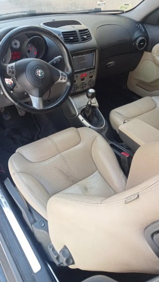 Alfa Romeo GT 2005