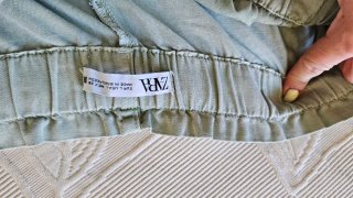 Pantalón Zara verde