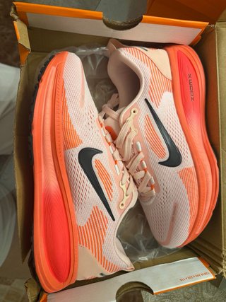 Nike Vomero 18