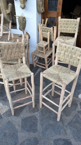 Silla alta de madera