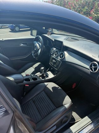 Mercedes-Benz CLA 200CDI 2015