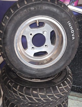 Llantas para Quad o buggy.Juego completo para atv