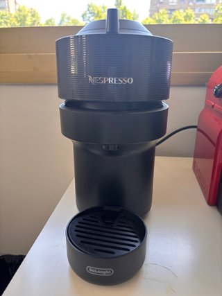 Cafetera Nespresso de cápsulas negra