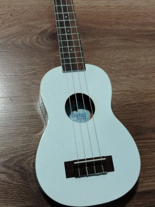 Ukelele Octopus Blanco Brillante